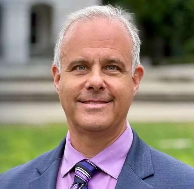 Headshot of David Cohen