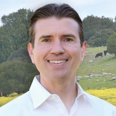 Headshot of Eric Lucan