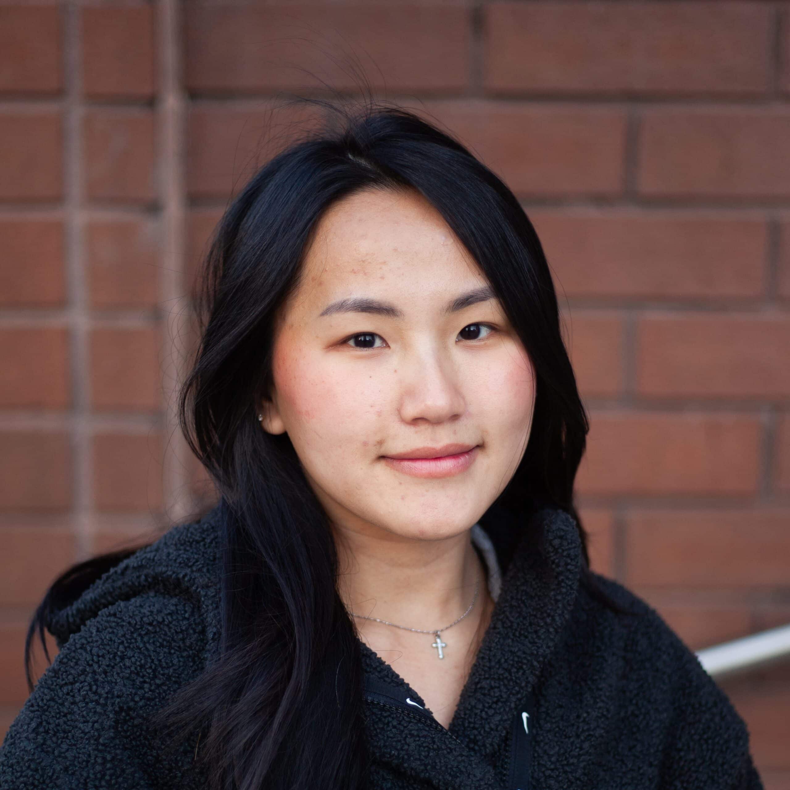 Headshot of Pa Houa Lee